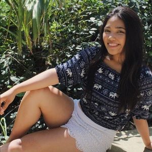 Meet your Posher, Kiana